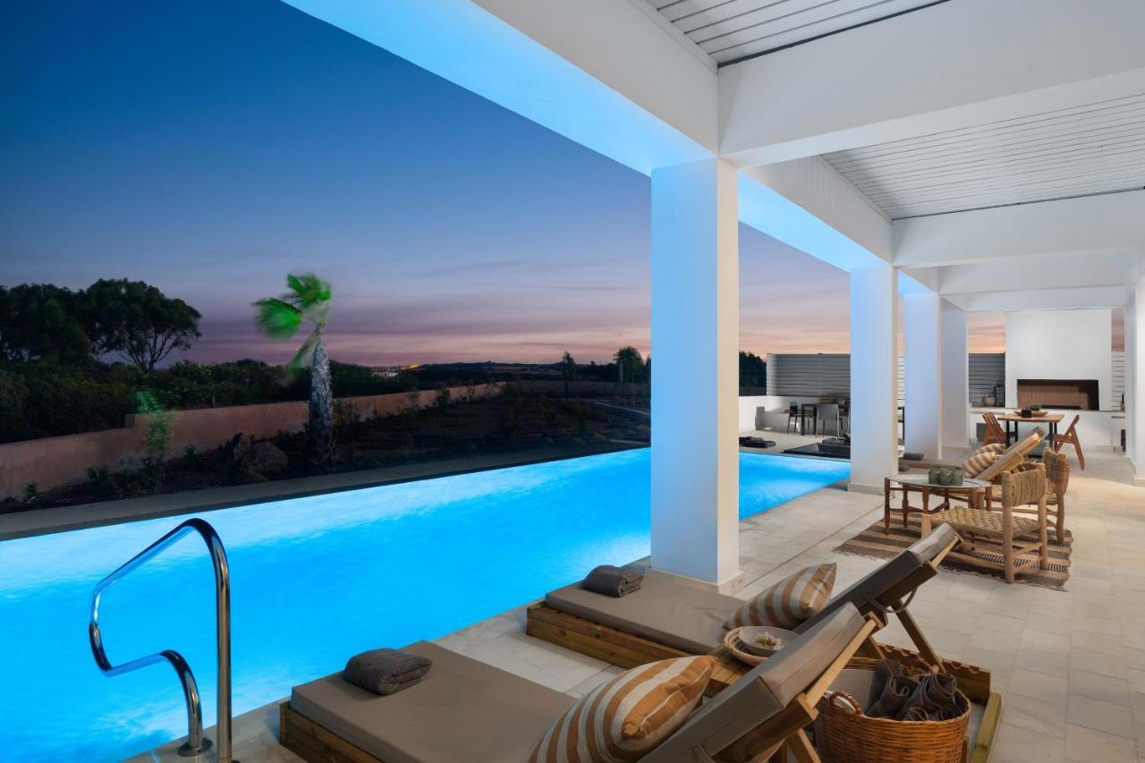 Seasand Villa Lakhania Exterior foto