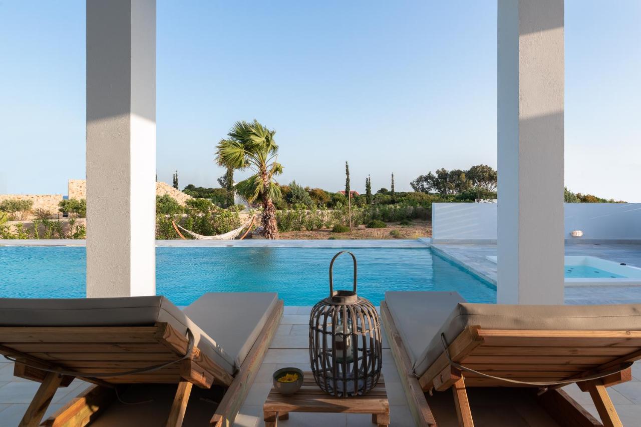 Seasand Villa Lakhania Exterior foto
